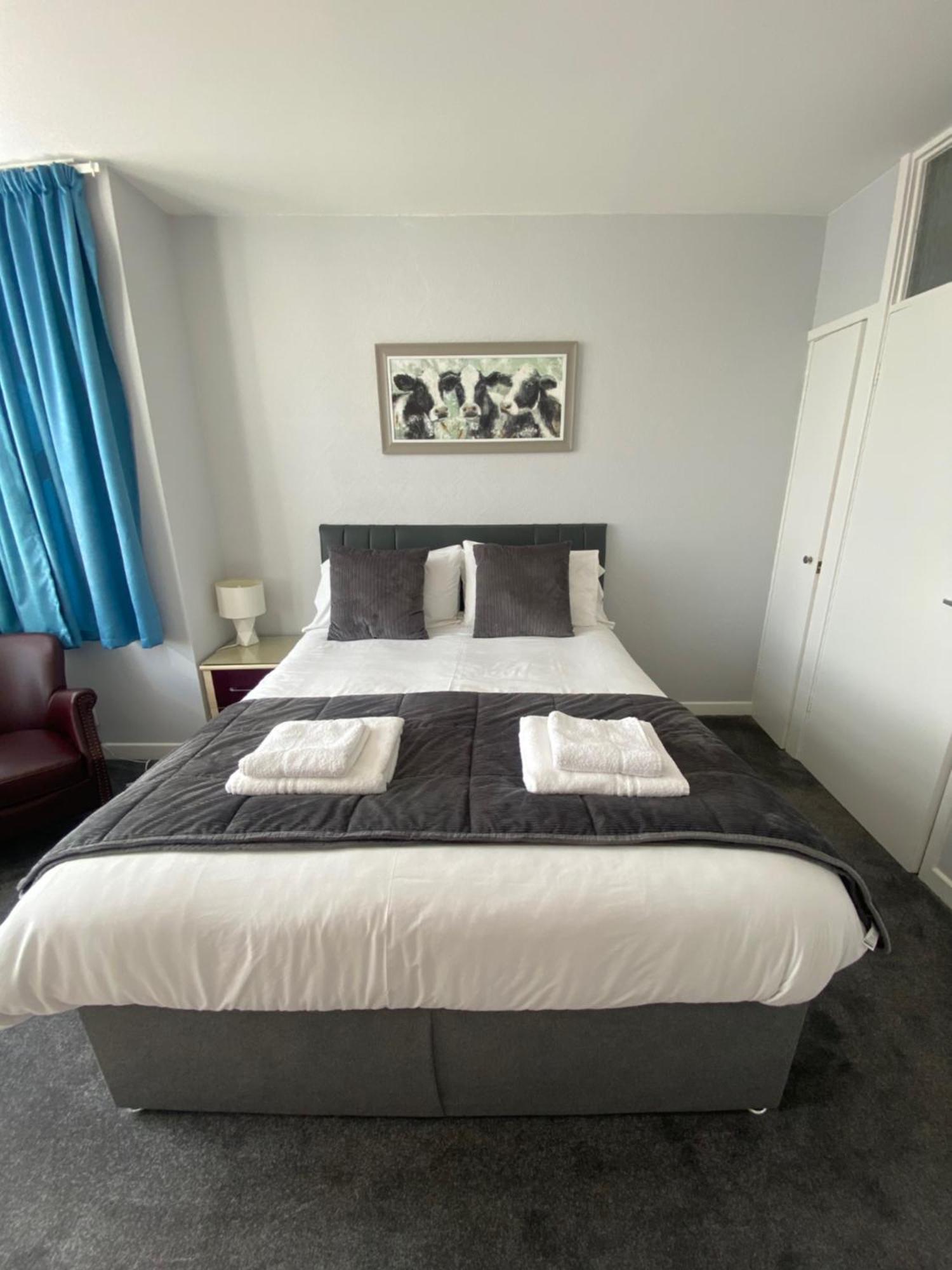 Wynnstay Studio Apartments Southend-on-Sea Bagian luar foto