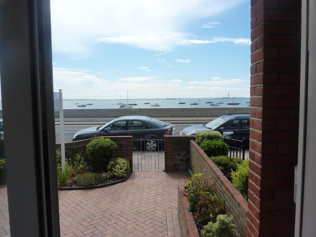 Wynnstay Studio Apartments Southend-on-Sea Bagian luar foto